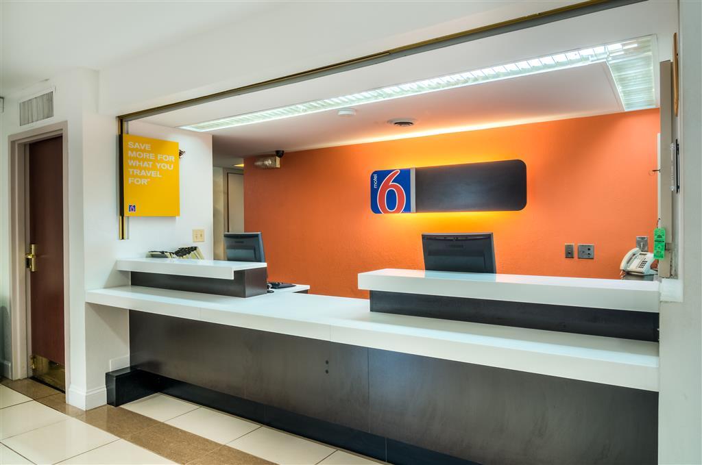 Motel 6 Normal Interior foto
